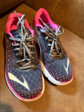 Women’s Brooks Pureflow 5 Athletic Running Shoes - Gray & Pink